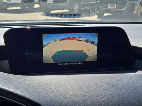 Used 2024 MAZDA MAZDA3 s FWD image 18
