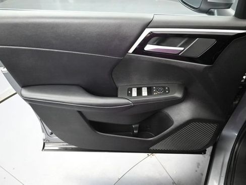 Used 2024 Mitsubishi Outlander SE AWD/4WD image 24