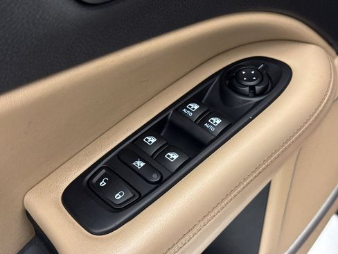 Used 2020 Jeep Compass Sport FWD image 19