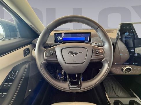 Used 2022 Ford Mustang Mach-E Premium image 13