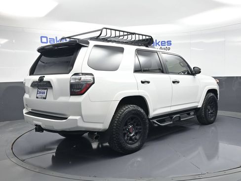 Used 2021 Toyota 4Runner Venture w/ Moonroof Package AWD/4WD image 7