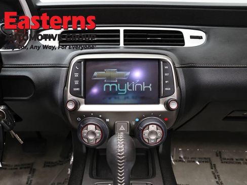 Used 2015 Chevrolet Camaro LT RWD image 11