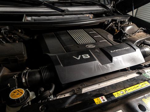 Used 2011 Land Rover Range Rover Autobiography image 15