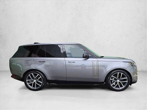 Certified 2025 Land Rover Range Rover SE AWD/4WD image 4