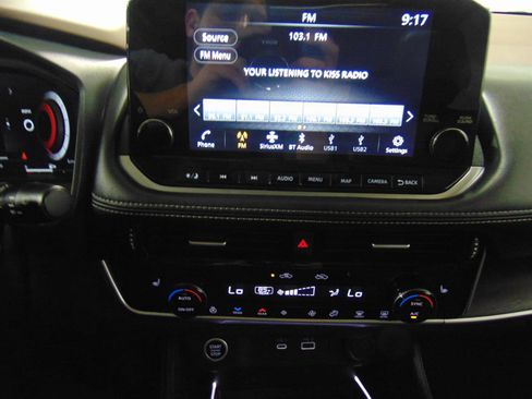 Used 2023 Nissan Rogue Platinum w/ Platinum Premium Package AWD/4WD image 14