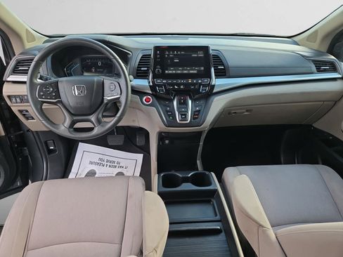 Used 2020 Honda Odyssey EX image 10