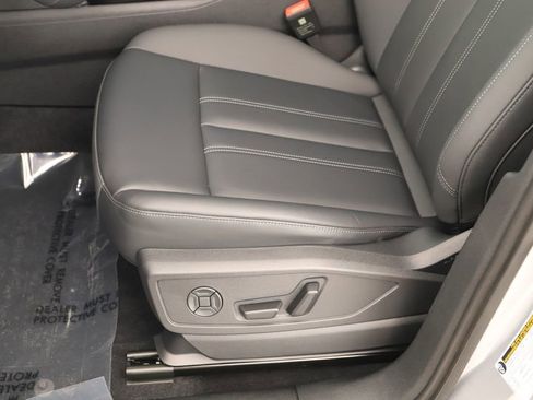 New 2025 Audi Q5 Premium Plus image 24