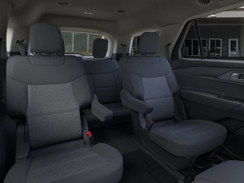 New 2026 Ford Explorer Active RWD image 11