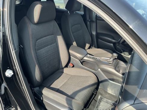 Used 2025 Honda HR-V Sport image 27