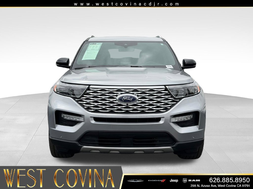 Used 2024 Ford Explorer Platinum w/ Technology Package AWD/4WD image 2