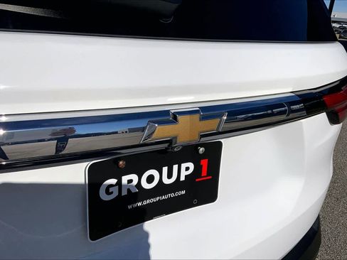 Used 2022 Chevrolet Traverse LS image 29