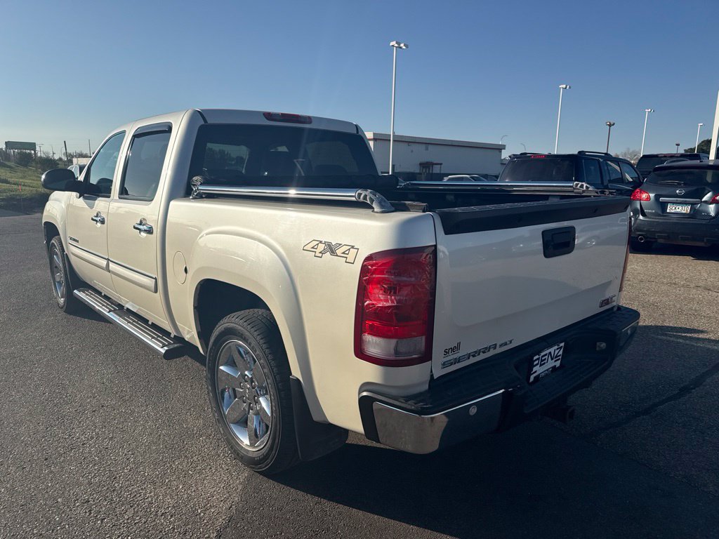 Used 2013 GMC Sierra 1500 SLT w/ SLT White Diamond Edition AWD/4WD image 5
