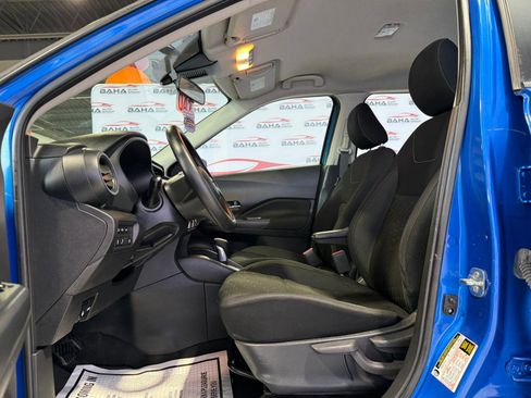 Used 2021 Nissan Kicks S image 17
