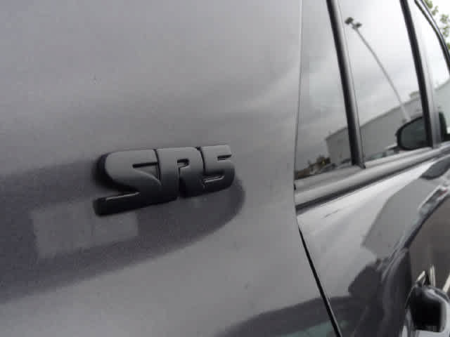 Used 2023 Toyota 4Runner SR5 AWD/4WD image 20