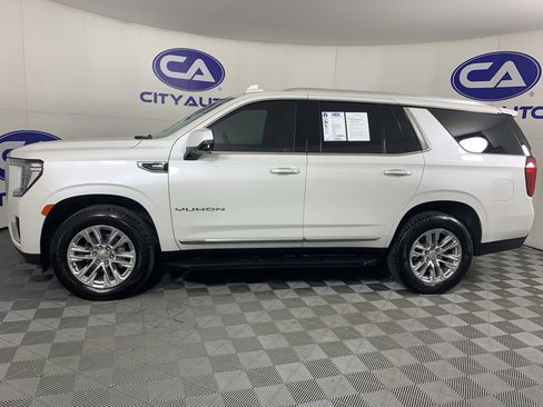Used 2021 GMC Yukon SLT w/ SLT Premium Package image 6