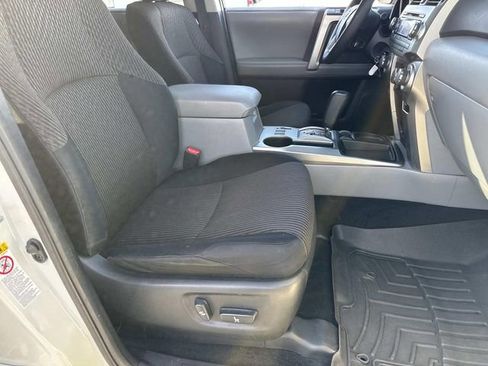 Used 2012 Toyota 4Runner SR5 w/ Convenience Pkg RWD image 11