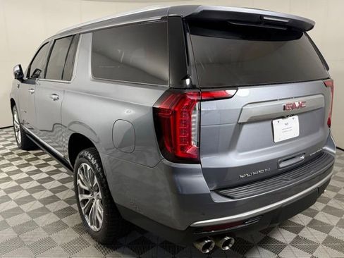 Used 2022 GMC Yukon XL Denali w/ Advanced Technology Package image 4