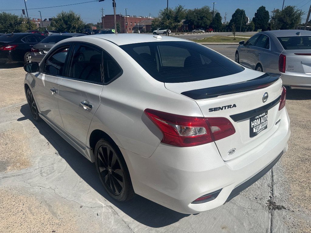 Used 2018 Nissan Sentra SR w/ Technology Package FWD image 3