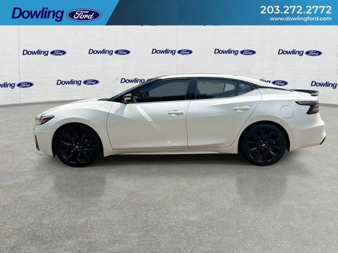 Used 2020 Nissan Maxima SR w/ Sport Mat Group FWD image 5