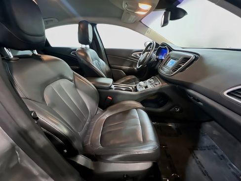 Used 2015 Chrysler 200 C FWD image 20
