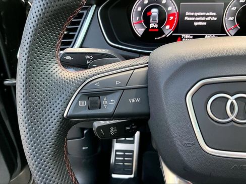 Used 2025 Audi SQ5 Prestige w/ Prestige Package image 22