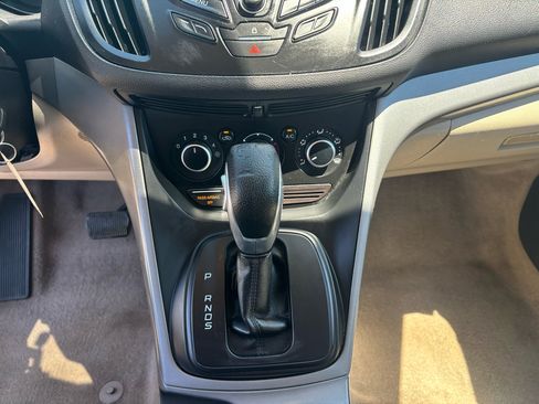 Used 2015 Ford Escape SE image 18