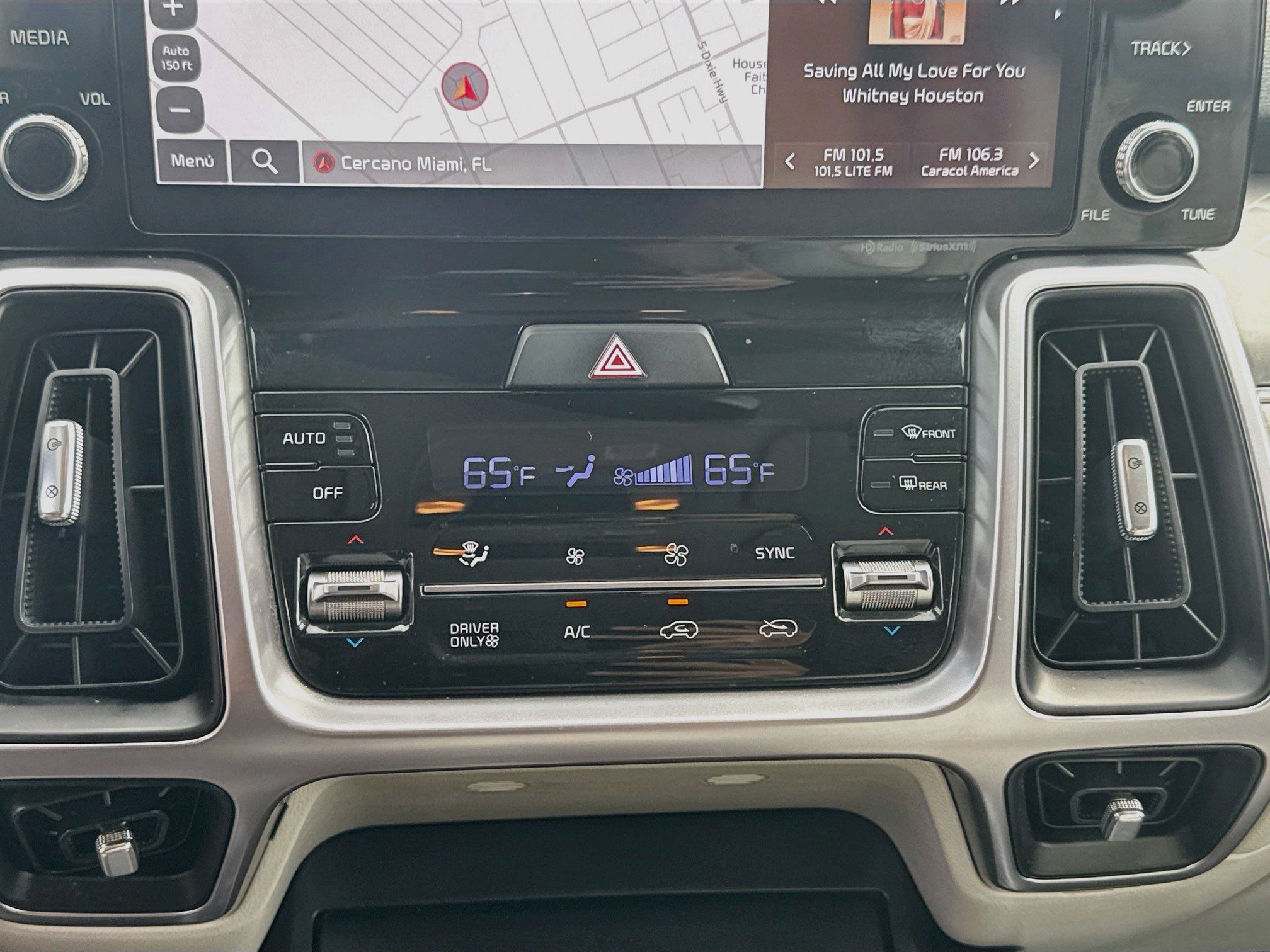 Used 2023 Kia Sorento EX FWD image 13