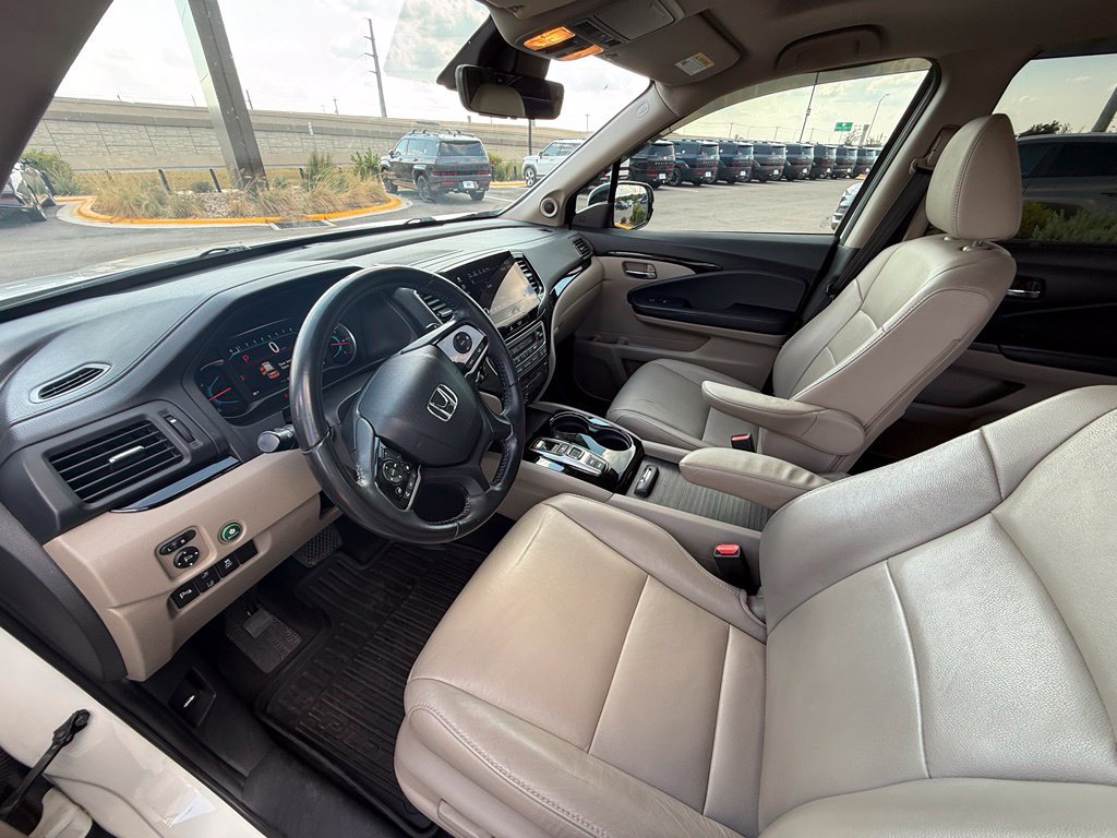 Used 2019 Honda Pilot Touring image 9