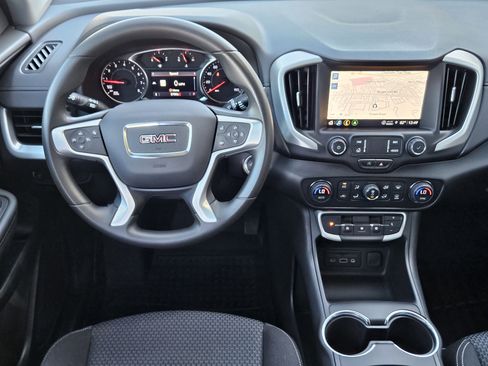 Used 2022 GMC Terrain SLE w/ Driver Convenience Package image 25