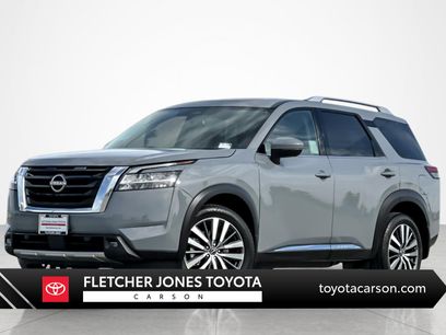 Used 2022 Nissan Pathfinder Platinum w/ Cargo Package