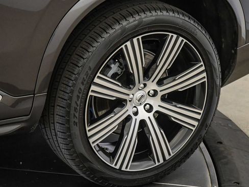 Certified 2023 Volvo XC90 T8 Core w/ Protection Package Premier AWD/4WD image 11