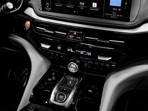 Used 2026 Acura MDX FWD w/ Technology Package image 14