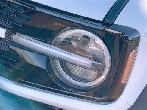 Certified 2022 Ford Bronco Wildtrak image 27