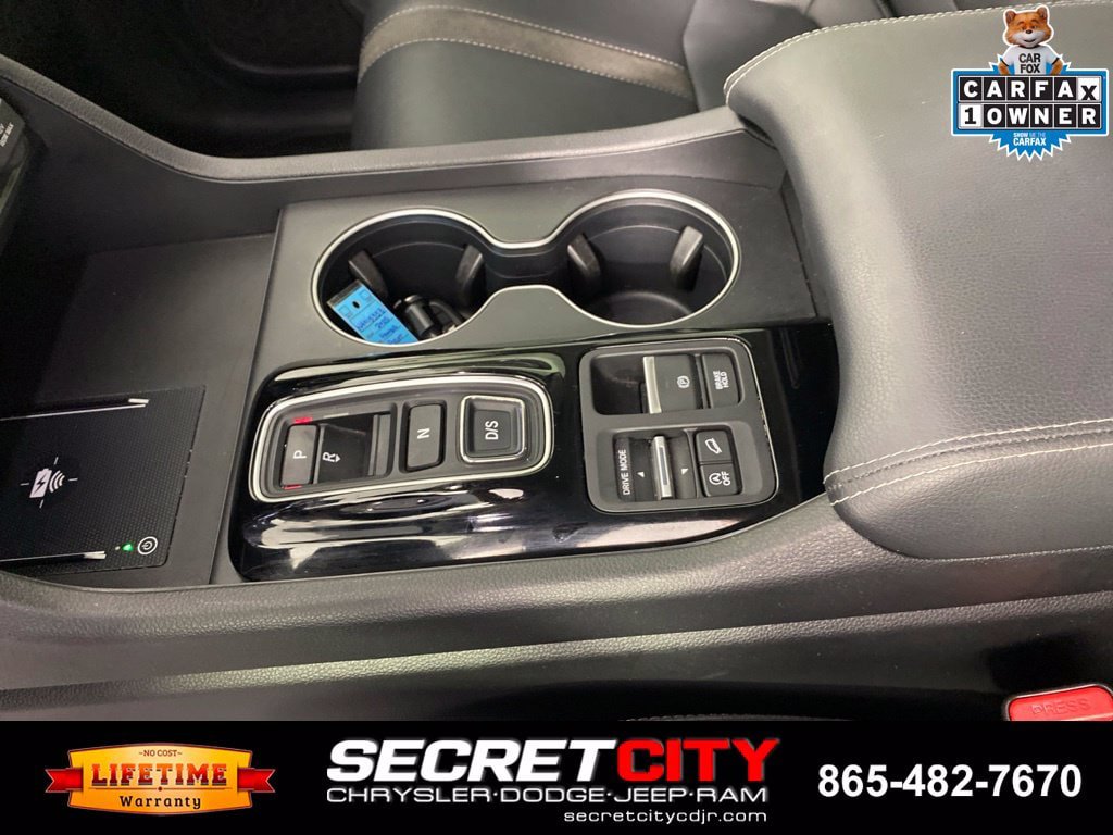Used 2025 Honda Pilot EX-L image 24
