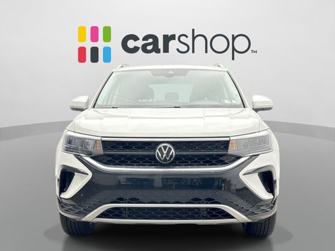 Used 2024 Volkswagen Taos SE AWD/4WD image 8