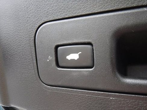 Used 2018 Acura MDX SH-AWD image 45