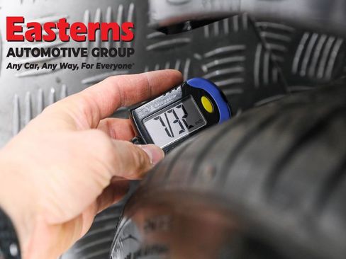 Used 2018 Tesla Model 3 Performance image 23