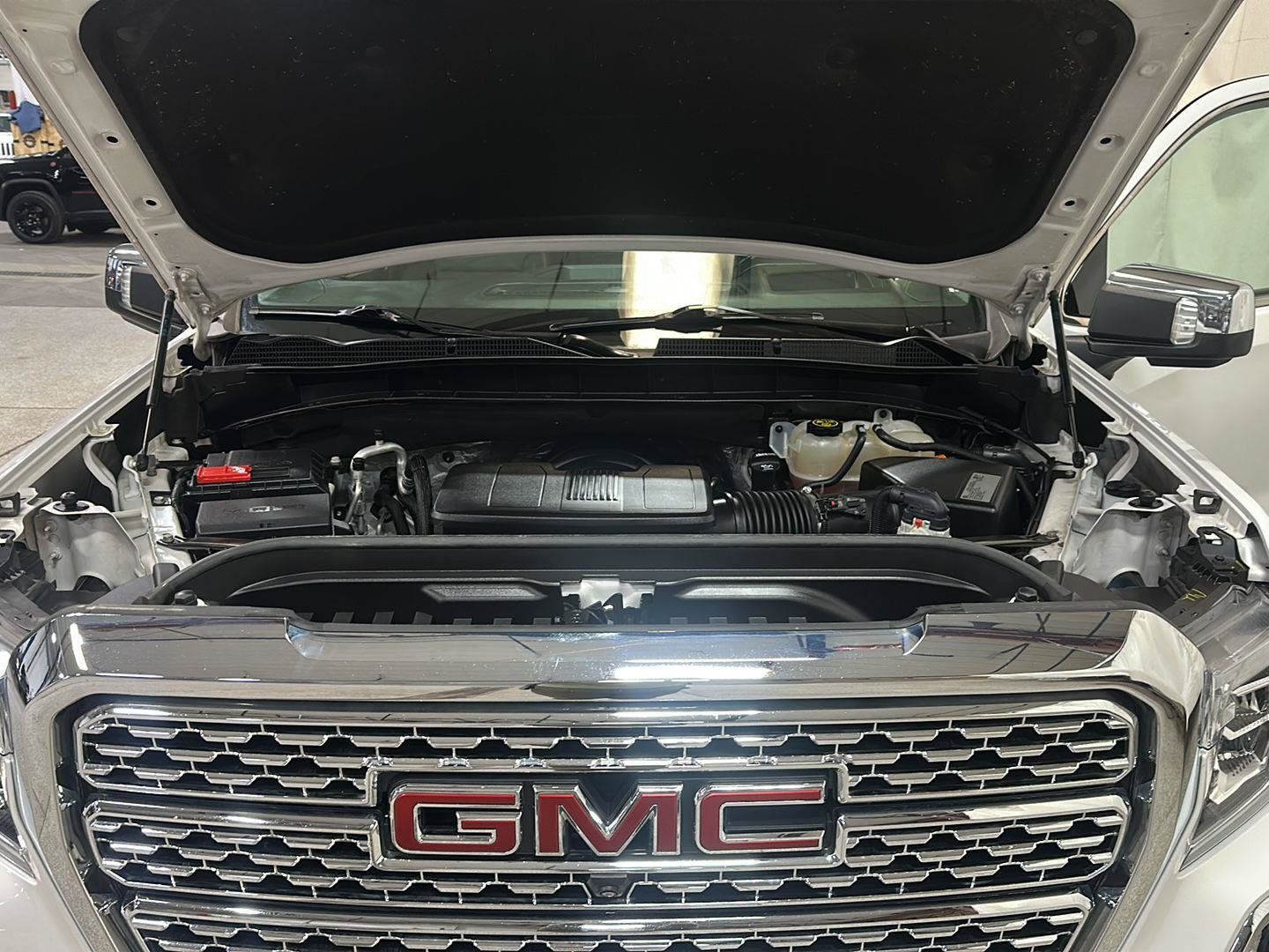 Used 2020 GMC Sierra 1500 Denali w/ Denali Ultimate Package AWD/4WD image 15