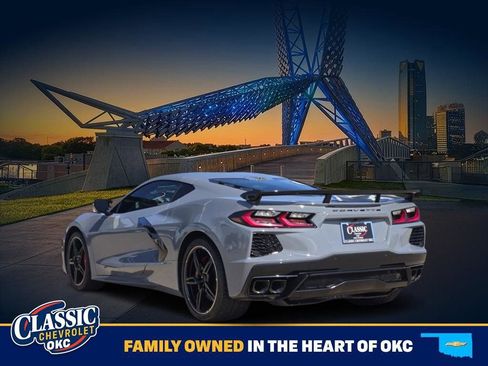 Used 2025 Chevrolet Corvette Stingray Coupe w/ Z51 Performance Package RWD image 5