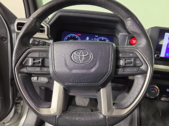 Used 2024 Toyota Tacoma TRD Off-Road AWD/4WD image 21