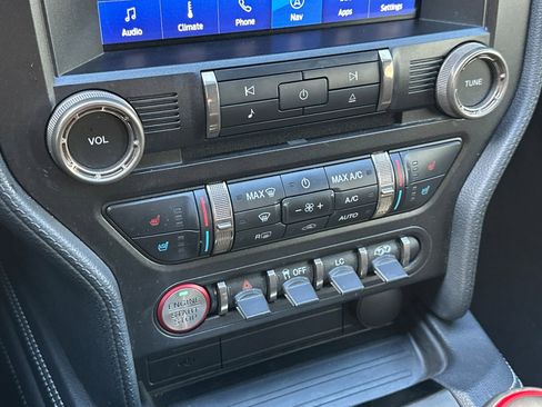 Used 2019 Ford Mustang Shelby GT350 w/ Technology Package image 27