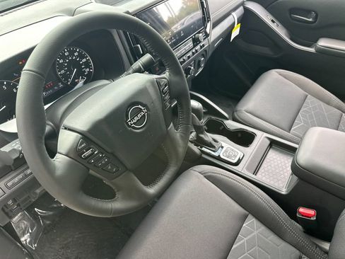 New 2026 Nissan Frontier SV image 9