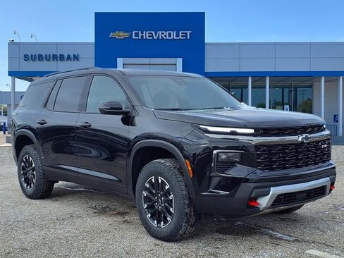 New 2026 Chevrolet Traverse Z71 w/ Driver Confidence Package image 3