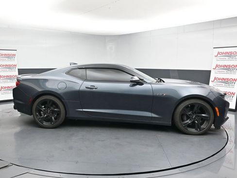 Used 2022 Chevrolet Camaro LT RWD image 9