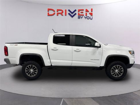 Used 2022 Chevrolet Colorado ZR2 AWD/4WD image 3