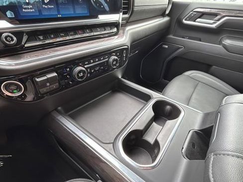 Used 2024 Chevrolet Silverado 2500 LTZ w/ LTZ Premium Package image 38