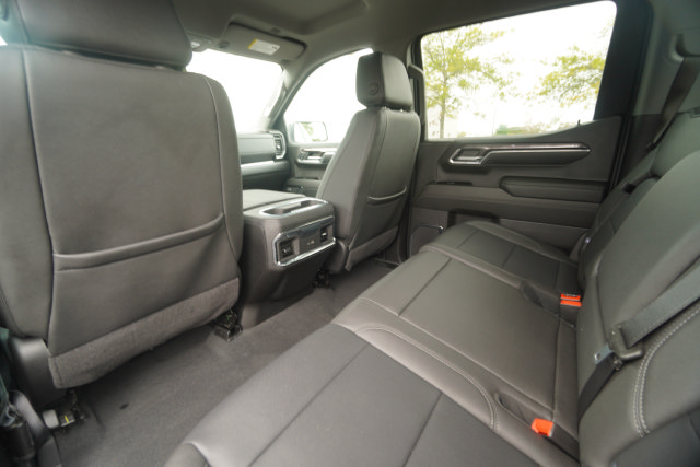 Used 2024 Chevrolet Silverado 1500 LTZ w/ Z71 Off-Road Package AWD/4WD image 29