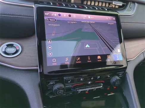 New 2025 Jeep Grand Cherokee Summit image 30