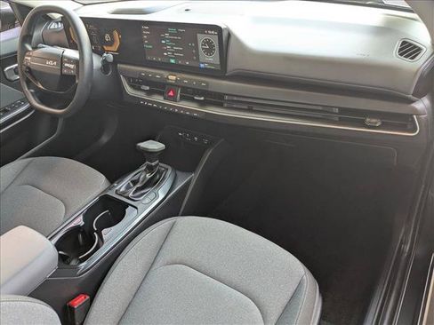Used 2025 Kia K4 FWD image 21