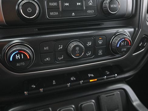 Used 2014 GMC Sierra 1500 SLE image 34